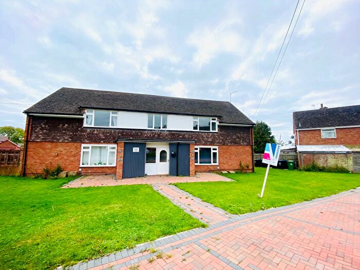 2 Bedroom Property To Rent In George Street, Southam, CV47