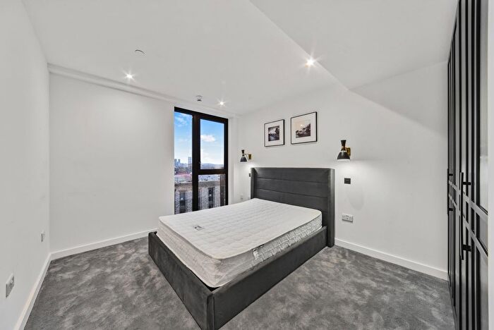 1 Bedroom Flat To Rent In Merino Gardens, London, E1W