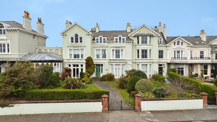 3 Bedroom Apartment For Sale In Beach Lawn, Liverpool, L22