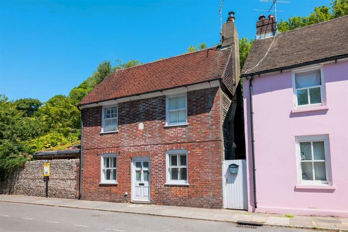 3 Bedroom Detached House For Sale In South Street, Lewes, BN7