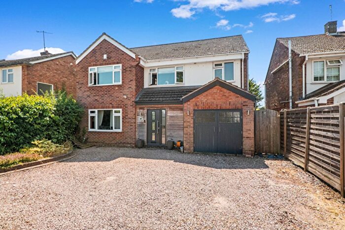 5 Bedroom Detached House For Sale In Northwick Close, Northwick, Worcester., WR3