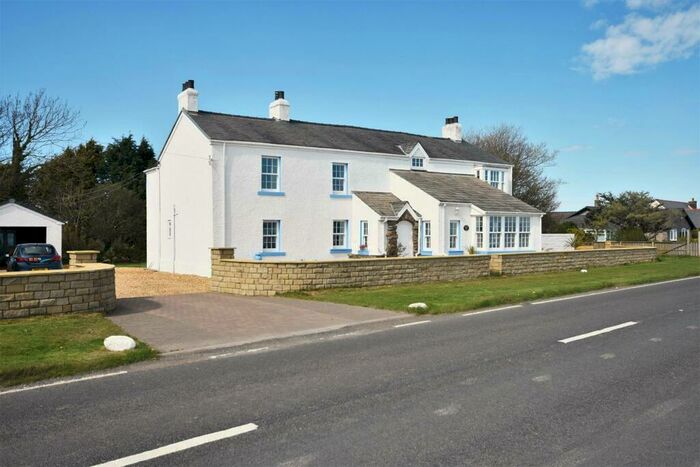 4 Bedroom Detached House For Sale In Coast Road, Rampside, Barrow-In-Furness, LA13