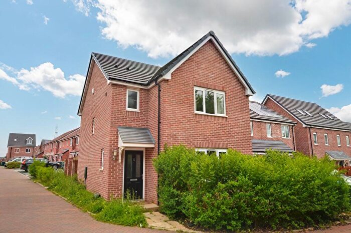 3 Bedroom Detached House To Rent In Ravens Flight, Bluebell Wood, Willenhall, Coventry, CV3