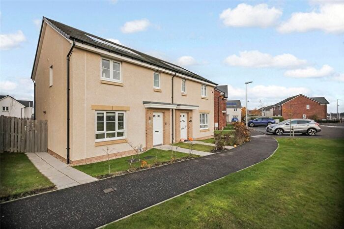 3 Bedroom Semi Detached House For Sale In Queen Marys Court, Winchburgh, Broxburn, West Lothian, EH52