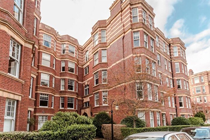 1 Bedroom Flat To Rent In Sutton Court, Fauconberg Road, London, W4