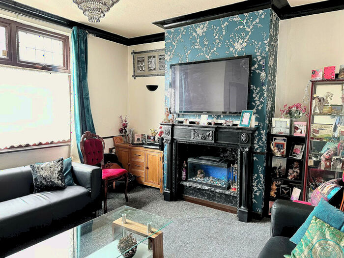 2 Bedroom End Of Terrace House For Sale In Lutwidge Avenue, Preston, PR1