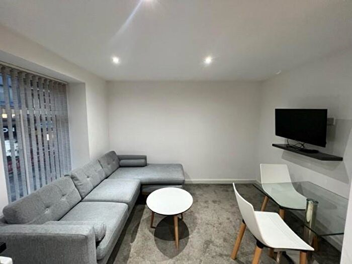 1 Bedroom Flat To Rent In Northgate, City Centre, Bradford, BD1