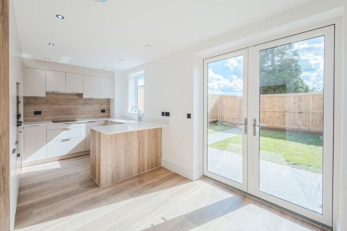 3 Bedroom Terraced House For Sale In Turnbull Close, Canada Lane, Faringdon, SN7