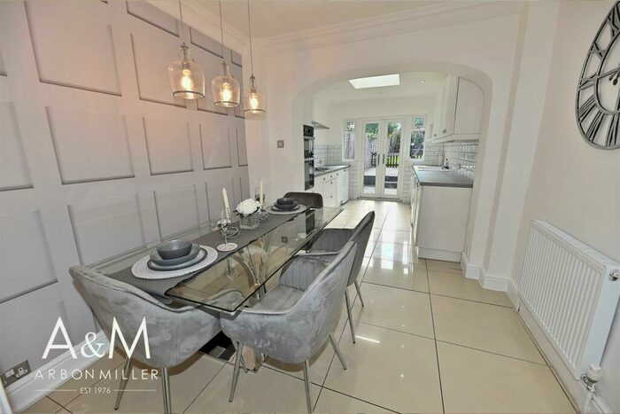 2 Bedroom House To Rent In Cheriton Avenue, Clayhall, IG5