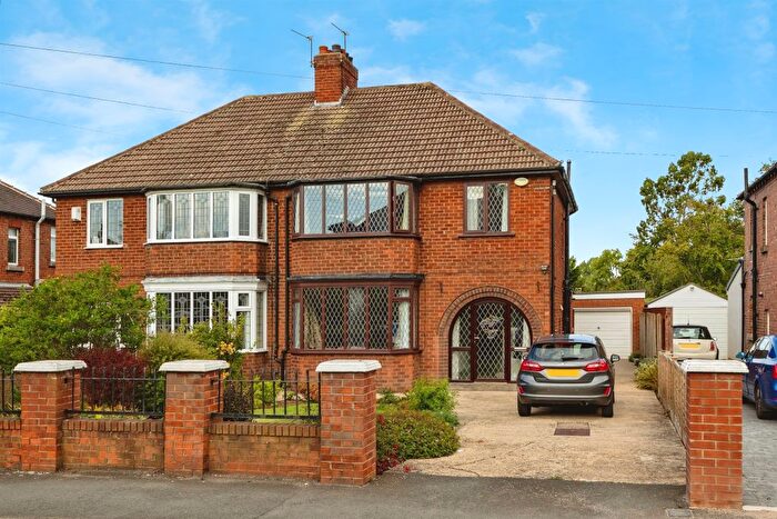 3 Bedroom Semi-detached House For Sale In Gunnergate Lane, Marton-In-Cleveland, Middlesbrough, TS7