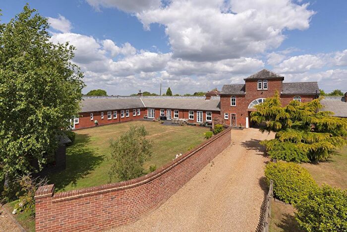 5 Bedroom Semi-detached House For Sale In Wrotham Hill Road, Wrotham, TN15