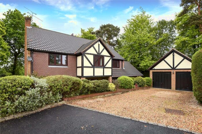 5 Bedroom Detached House To Rent In Whittle Close, Sandhurst, Berkshire, GU47
