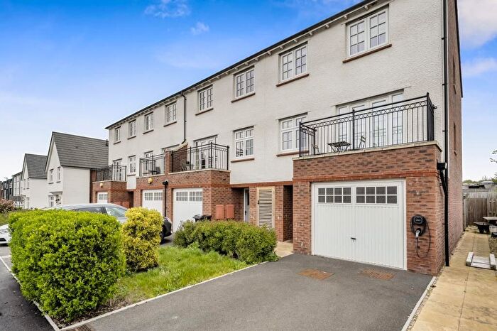 4 Bedroom Semi Detached House For Sale In Homington Terrace, Badbury Park, SN3