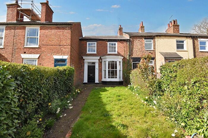 2 Bedroom Terraced House For Sale In Broadbank, Louth, LN11