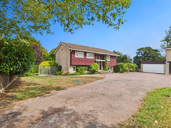 4 Bedroom Detached House For Sale In Pigeon Hill, Tiffield, NN12