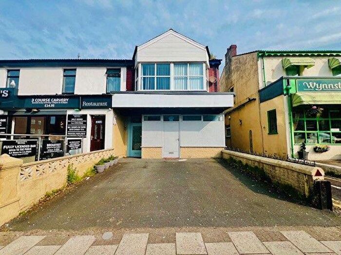 2 Bedroom Flat To Rent In Hornby Road, Blackpool, Lancashire, FY1