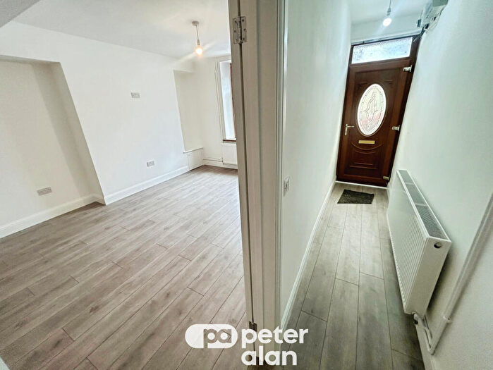 3 Bedroom House To Rent In Thomas Street, SA11