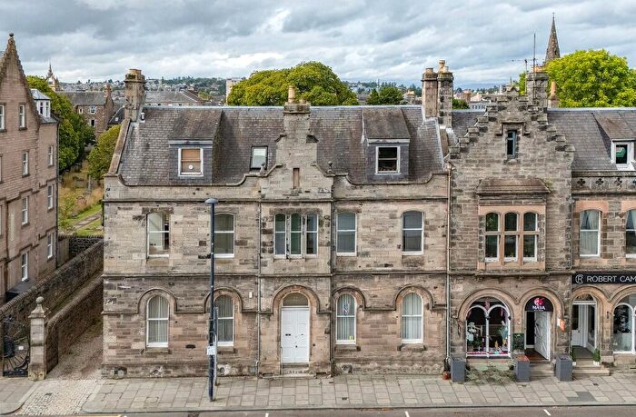 3 Bedroom Flat For Sale In A Tay Street, Perth, PH2