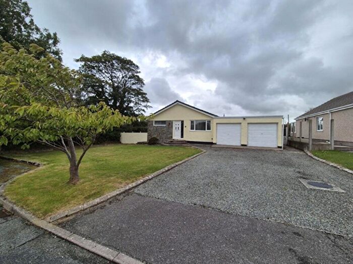 3 Bedroom Bungalow For Sale In Cae'r Delyn, Bodffordd, Anglesey, LL77