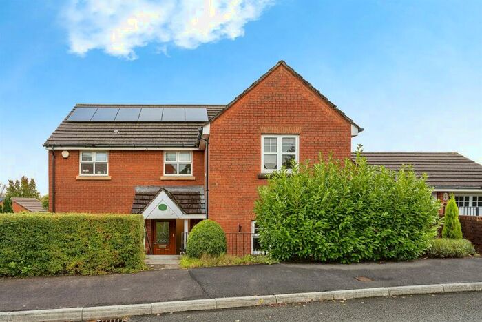 4 Bedroom Detached House For Sale In Home Farm Way, Penllergaer, Swansea, SA4