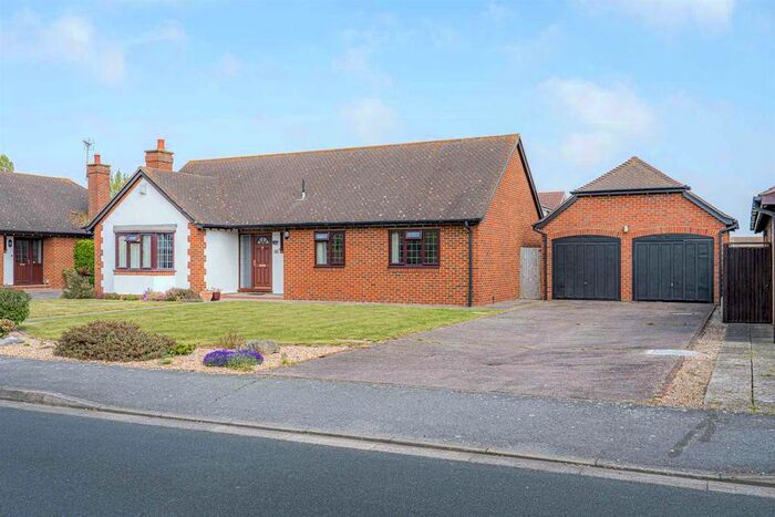 3 Bedroom Detached Bungalow To Rent In The Ridings, Chestfield, Whitstable, CT5