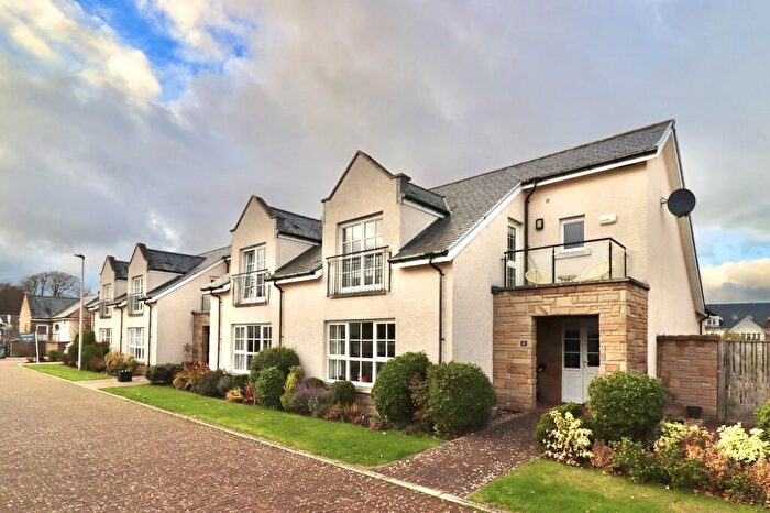 3 Bedroom Semi Detached House To Rent In Canalside, Ratho, EH28