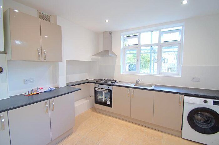 1 Bedroom Flat To Rent In Imperial Close, Harrow, HA2