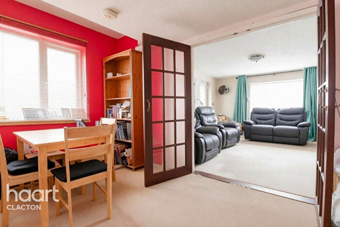 3 Bedroom Semi-Detached House For Sale In The Street, Clacton-On-Sea, CO16