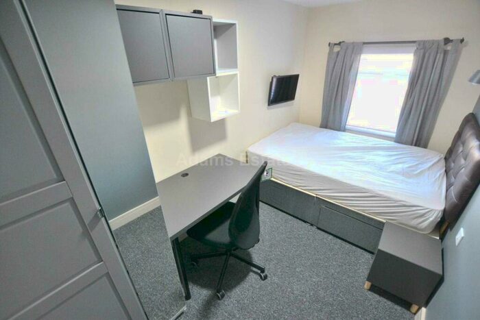 5 Bedroom Terraced House To Rent In Crescent Road, Reading, RG1