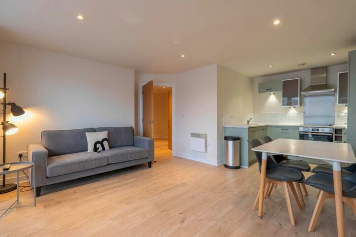 2 Bedroom Flat To Rent In Quartz, Hall Street, B18