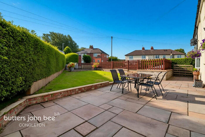 5 Bedroom Semi-Detached House For Sale In Vaudrey Crescent, Congleton, CW12