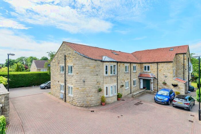2 Bedroom Flat To Rent In Smithy Court, Collingham, Wetherby, West Yorkshire, Uk, LS22