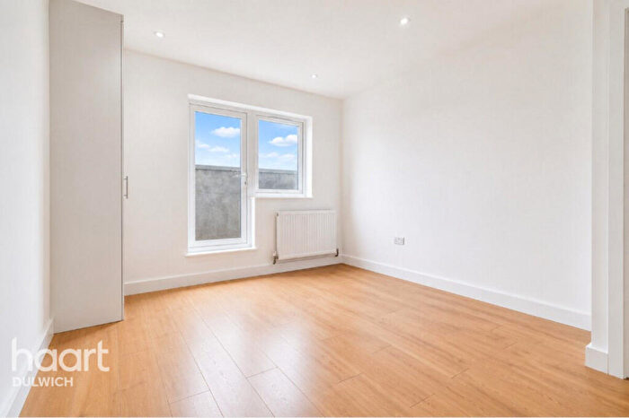 1 Bedroom Flat To Rent In Rushey Green, London, SE6
