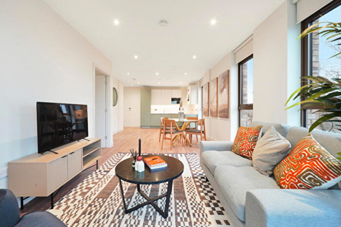 1 Bedroom Apartment To Rent In The Oakgate, KT22