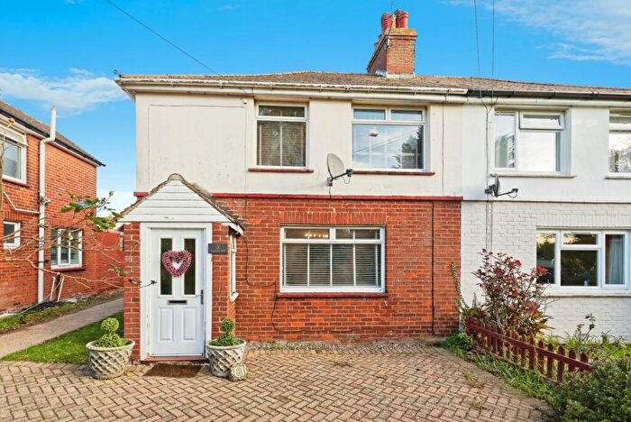3 Bedroom Semi Detached House For Sale In Keycol Hill, Bobbing, Sittingbourne, ME9