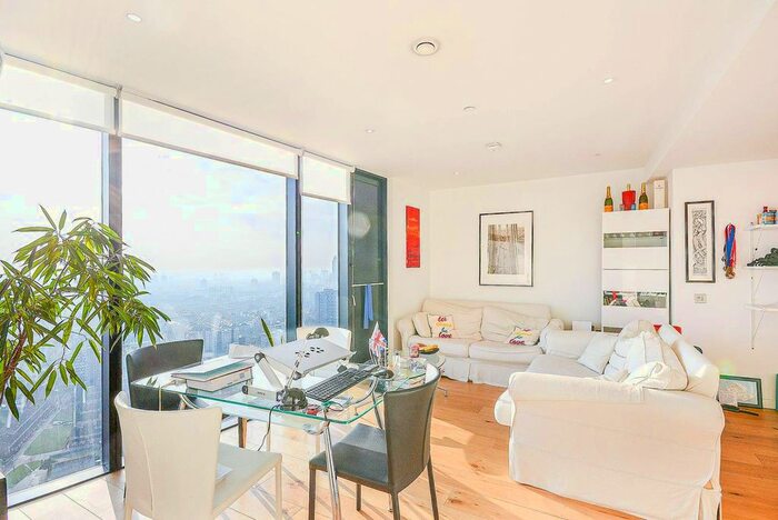 2 Bedroom Flat To Rent In Walworth Road, Elephant And Castle, London, SE1