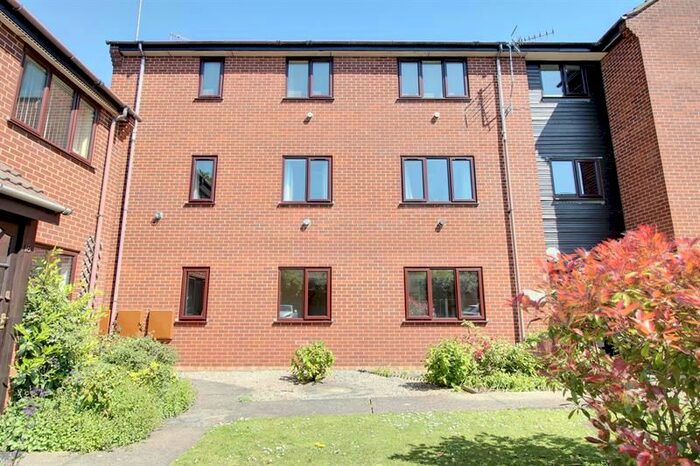 2 Bedroom Flat To Rent In John Stephenson Court, Norwich, NR3