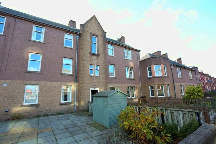 2 Bedroom Flat To Rent In Inveresk Rd, Musselburgh, East Lothian, EH21