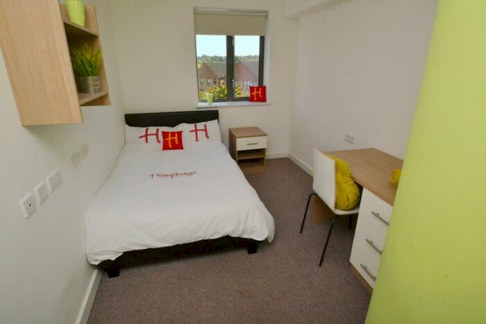 6 Bedroom Flat To Rent In St Marks Street, Nottingham, NG3