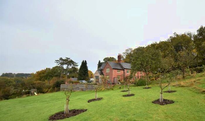 4 Bedroom Semi-Detached House For Sale In Cackle Hill Cottages, Snelston, DE6