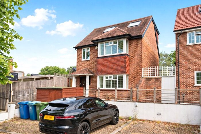 5 Bedroom Detached House To Rent In Barry Road, London, SE22