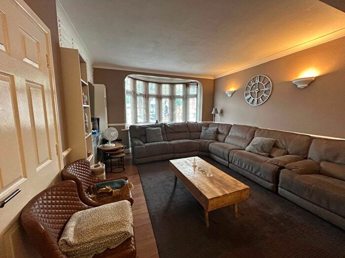 5 Bedroom Semi Detached House To Rent In Westrow Drive, Barking, IG11