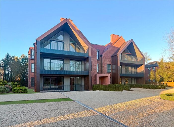 3 Bedroom Penthouse For Sale In Apartment, Meols Drive, West Kirby, CH48