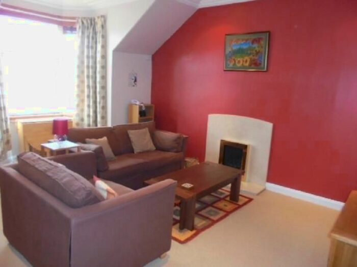2 Bedroom Flat To Rent In Balmoral Terrace, Aberdeen, AB10
