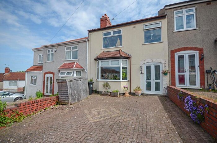 3 Bedroom Terraced House For Sale In Oberon Avenue, Bristol, BS5