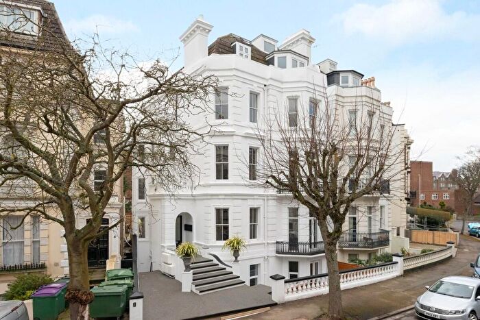 2 Bedroom Flat To Rent In Trinity Crescent, Folkestone, CT20