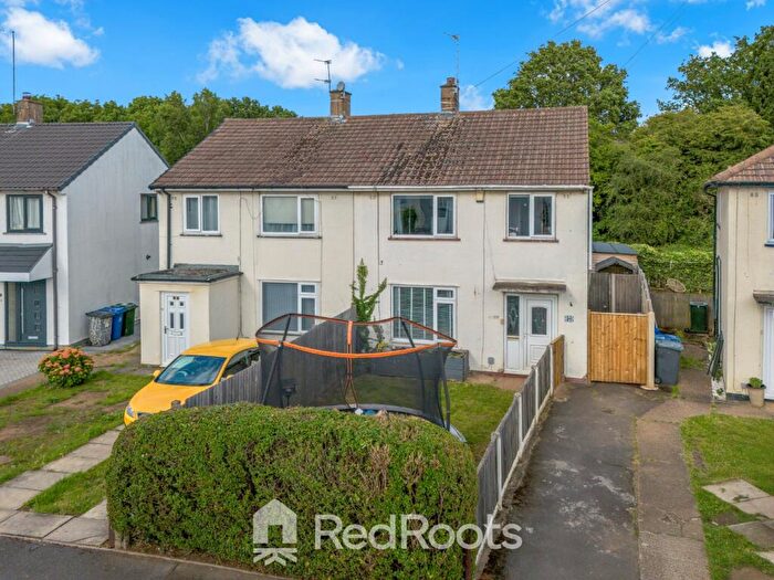 3 Bedroom Semi-Detached House For Sale In Clevedon Crescent, Doncaster, South Yorkshire, DN5