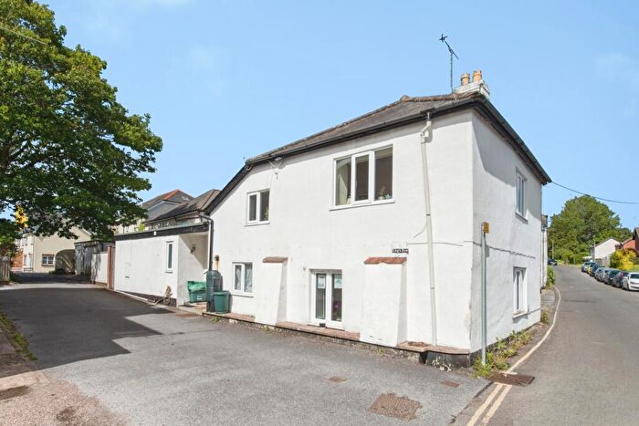 4 Bedroom House For Sale In King Street, Honiton, Devon, EX14