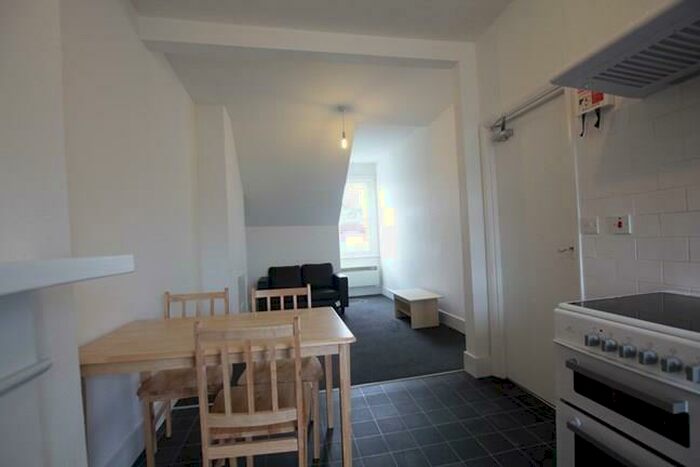 1 Bedroom Flat To Rent In Ferme Park Road, Crouch End, N8