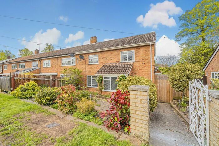 3 Bedroom End Of Terrace House To Rent In Luker Avenue, Henley On Thames, RG9
